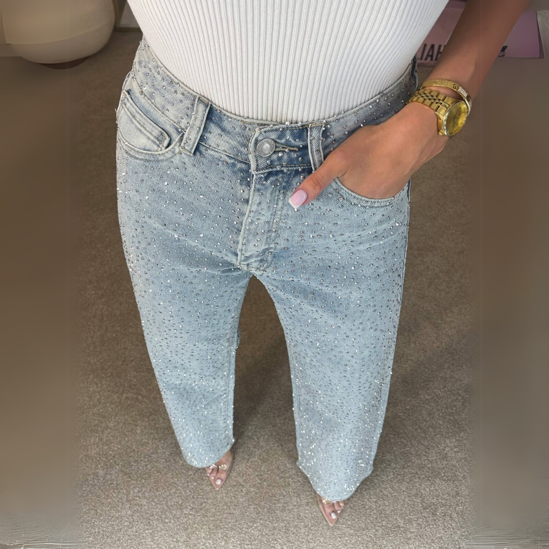 EMMA | HOCHTAEUSCHENDE DIAMANTÉ STRAIGHT LEG JEANS
